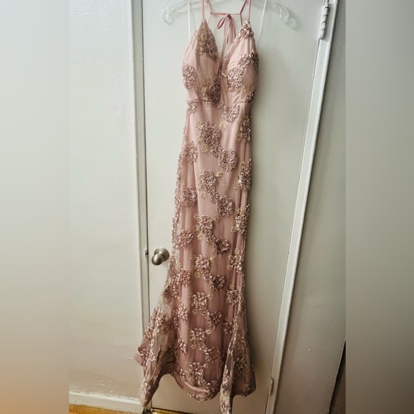 Blush Floral Mermaid Dress - Picture 3 of 5